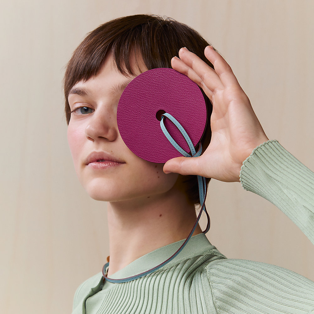 ペンダント ラウンド GM | Hermès - エルメス-公式サイト